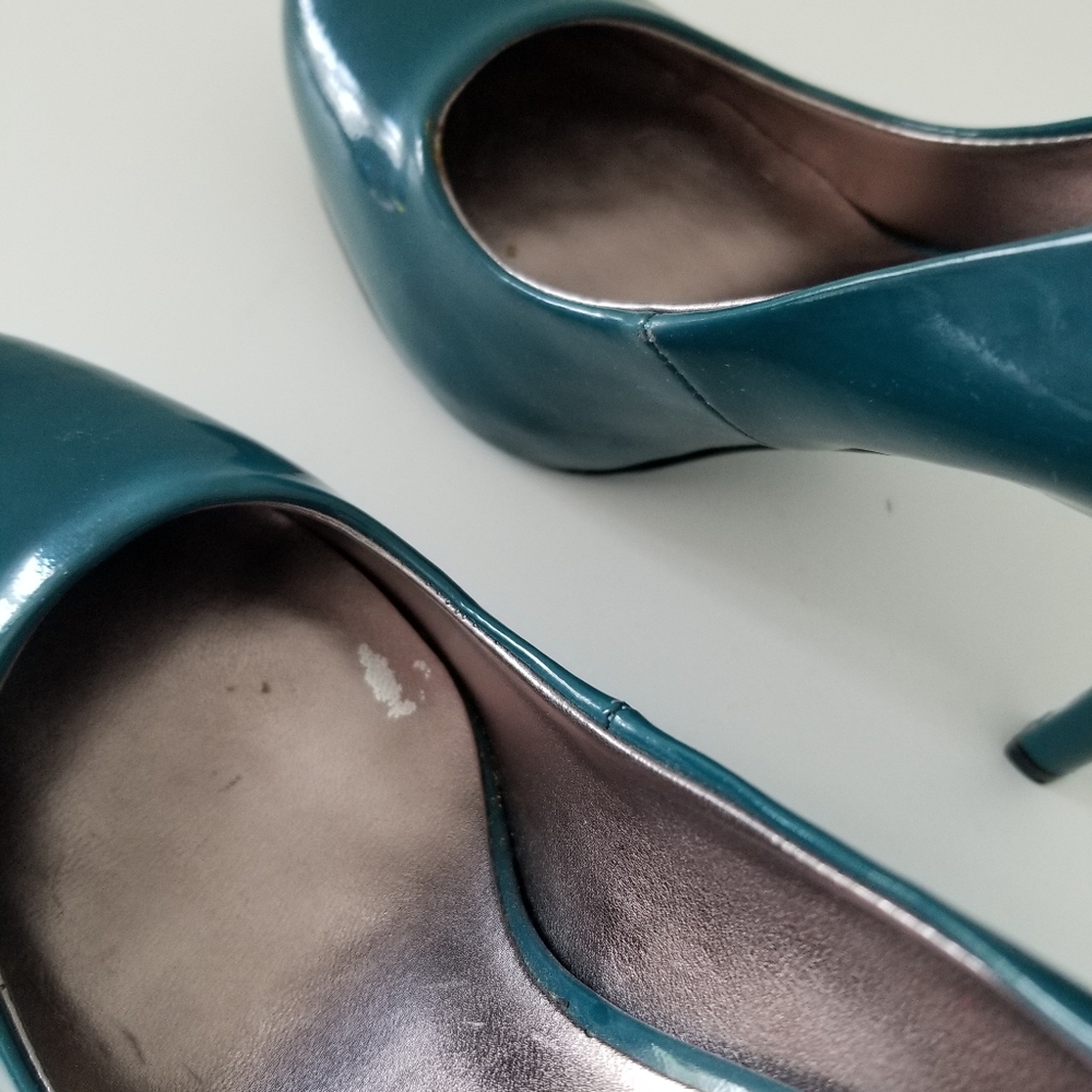 Teal Guess Platform Heels - Picture 6 of 6